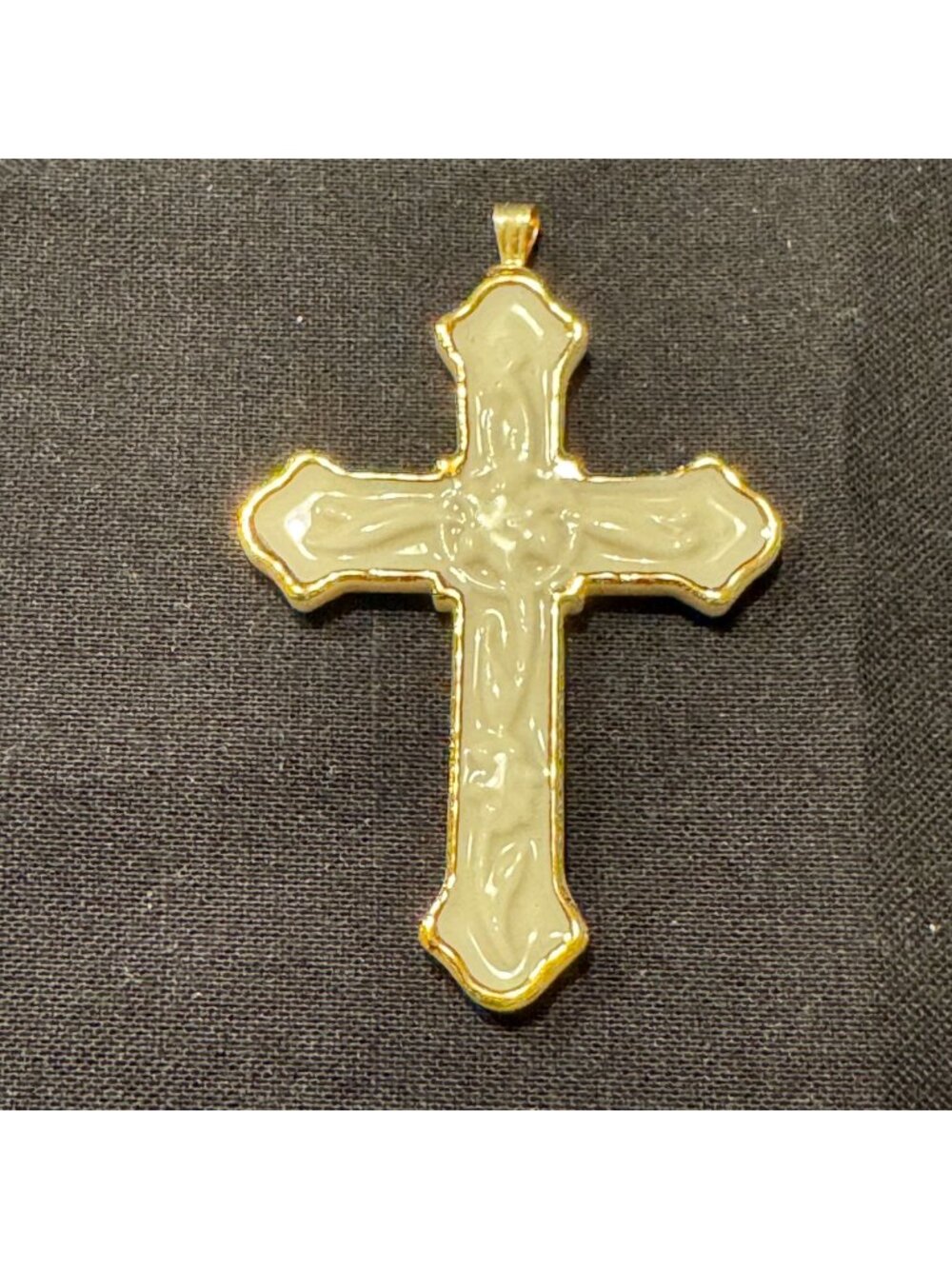 Lenox Carved Enamel Textured Budded Cross Gold Border Pendant Size 2" Length